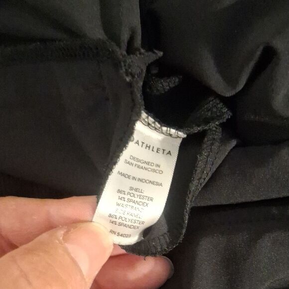 Athleta Black pull on pants size 4 - Picture 3 of 6